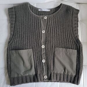 ZARA Women's Dark Olive Sweater Vest Small